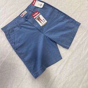 Wrangler Men's Light Blue Flat Front Shorts